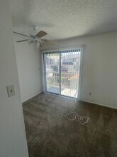 1111 in San Pedro, CA - Foto de edificio - Interior Photo