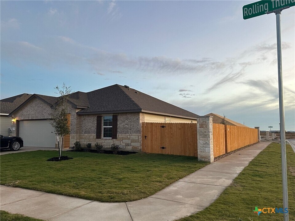 1504 Thunder Creek Dr in Killeen, TX - Building Photo