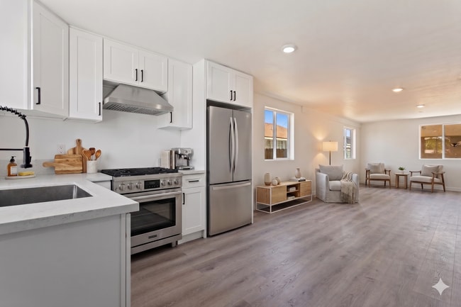 property at 850 W Gage Ave