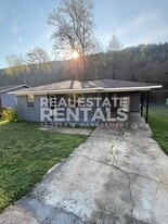 1207 Brookside Dr in Gadsden, AL - Building Photo