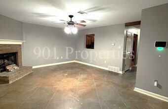 1786 Beaver Trail Dr in Memphis, TN - Building Photo - Building Photo