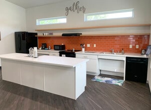 Garden Terrace Apartments in La crosse, WI - Foto de edificio - Building Photo