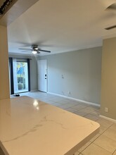 160 Cypress Club Dr, Unit 605 in Pompano Beach, FL - Foto de edificio - Building Photo