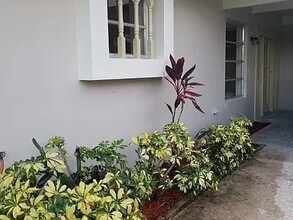 158 SE Lucero Dr in Port St. Lucie, FL - Foto de edificio - Building Photo