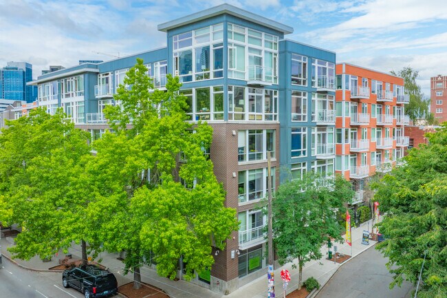Terravita Luxury Residences in Seattle, WA - Building Photo - Building Photo