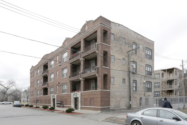 3638 W Douglas Blvd in Chicago, IL - Building Photo - Building Photo