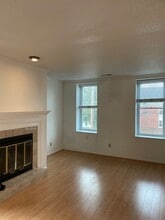 4319 Lindell Blvd, Unit F in St. Louis, MO - Foto de edificio - Building Photo