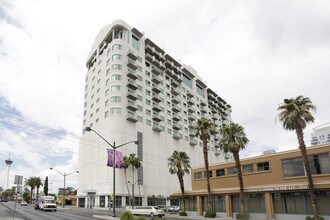SoHo Lofts of Las Vegas in Las Vegas, NV - Building Photo - Building Photo