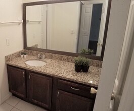2929 Antique Oaks Cir in Winter Park, FL - Foto de edificio - Building Photo