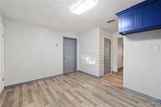 303 S 26th St in Donna, TX - Building Photo - Building Photo