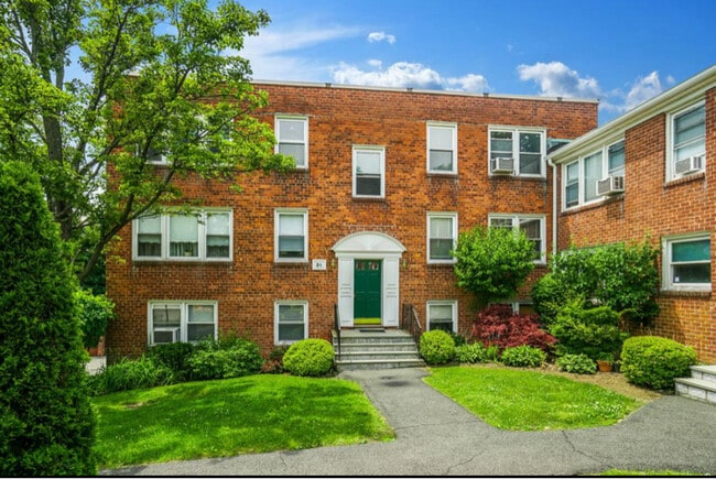 property at 95 N Broadway