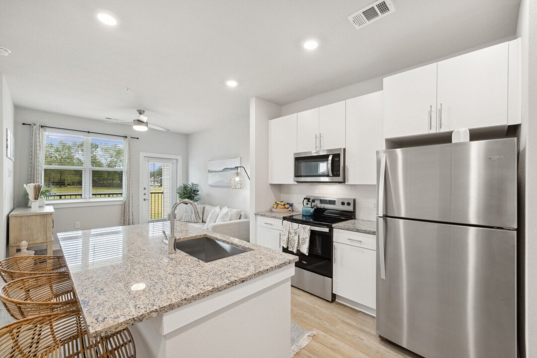 Ascend At Woodlands in Pace, FL - Building Photo