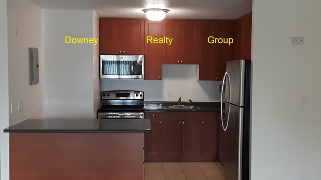 13 Temple St, Unit E2