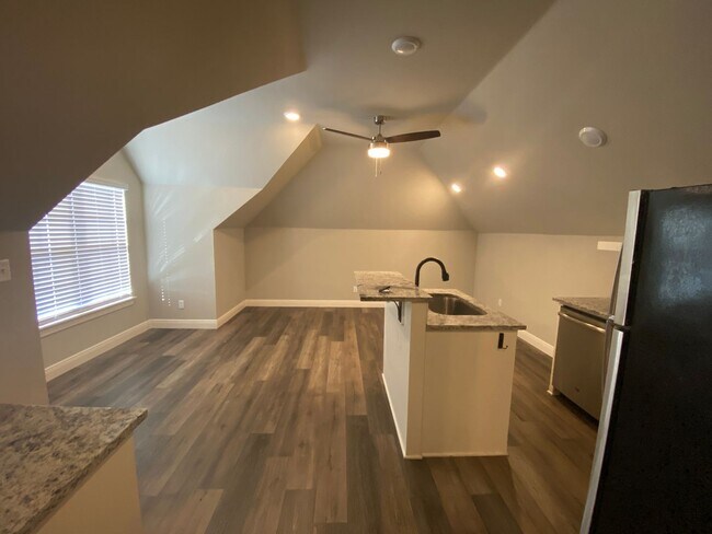 3861 W Maclura Way in Fayetteville, AR - Building Photo - Building Photo