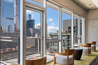 220 WIL in Chicago, IL - Building Photo - Building Photo