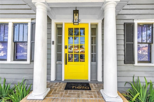 2320 5th St N in St. Petersburg, FL - Building Photo - Building Photo