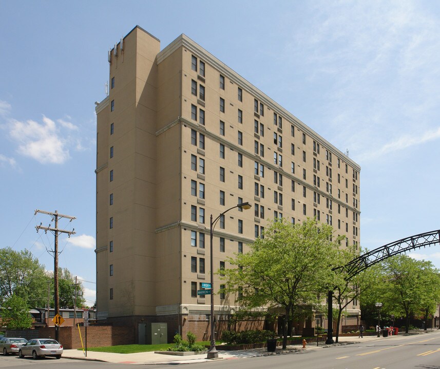 Bollinger Tower in Columbus, OH - Building Photo