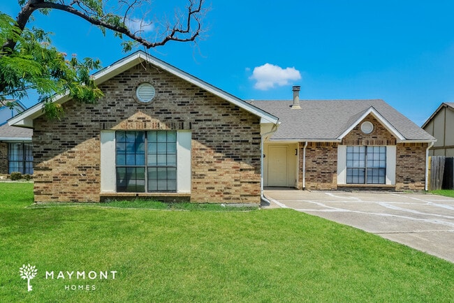 property at 2209 Sharpshire Ln