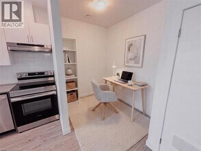 1434 Highland Rd W in Kitchener, ON - Building Photo - Building Photo