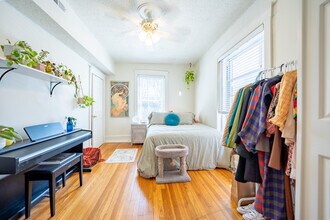 3509 Wyandotte St, Unit 3N in Kansas City, MO - Building Photo - Building Photo