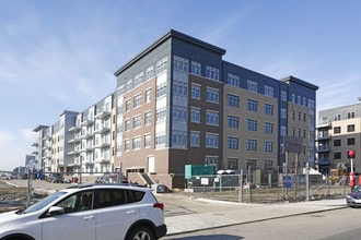 51 Lewis St in Boston, MA - Foto de edificio - Building Photo