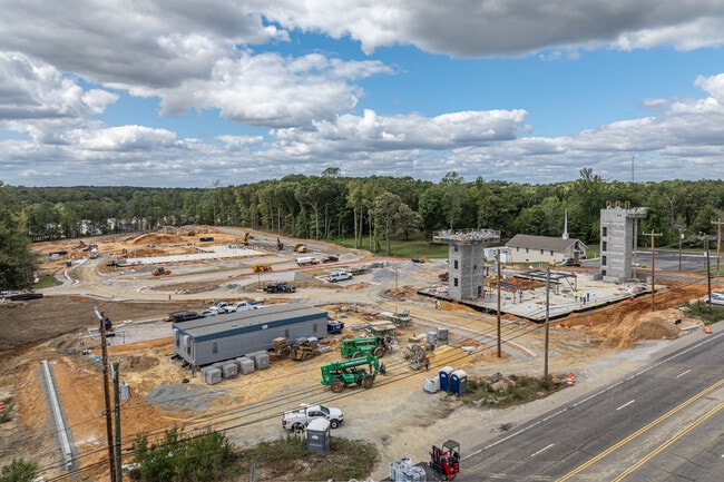 Colbrook Apartments in Chester, VA - Building Photo - Building Photo