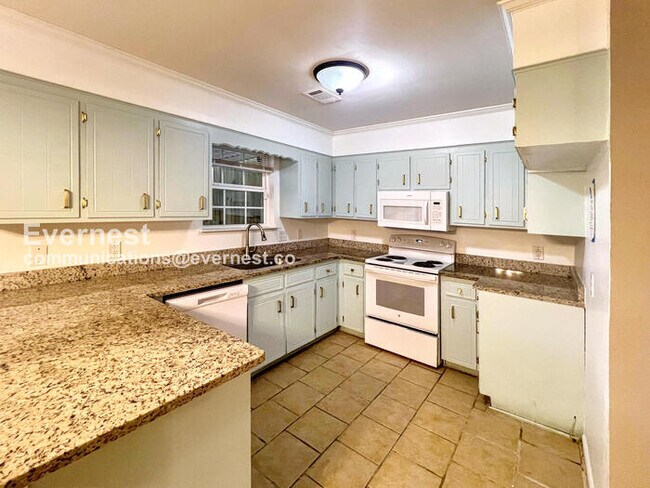 89 Pheasant Run Dr in Cabot, AR - Foto de edificio - Building Photo