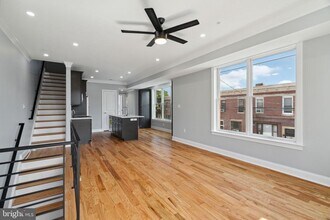 601 W Porter St in Philadelphia, PA - Building Photo - Building Photo