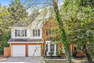 1798 Poinsettia Dr in Marietta, GA - Building Photo