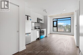 820 Archibald St in Ottawa, ON - Building Photo - Building Photo