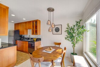 8540 Via Mallorca in San Diego, CA - Building Photo - Building Photo