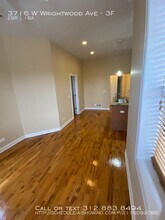 3716 W Wrightwood Ave-Unit -3F in Chicago, IL - Building Photo - Building Photo