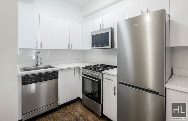 WEST 22 STREET, Unit 7K