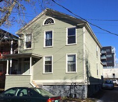 192 Pine St, Unit 192-2 in Burlington, VT - Building Photo