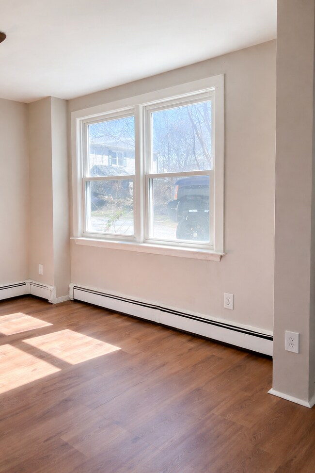 40 Montcalm Ave in Blackstone, MA - Building Photo - Building Photo