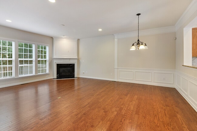 366 Ardmore Ct NW in Atlanta, GA - Building Photo - Building Photo