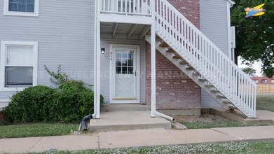 1717 S Cypress St in Wichita, KS - Building Photo - Building Photo