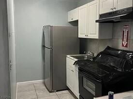 1266 Washington Ave, Unit 9 in Asbury Park, NJ - Building Photo