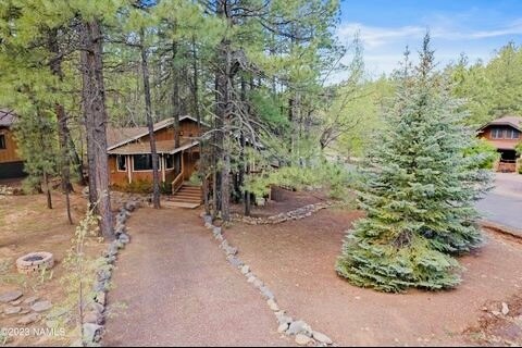 property at 17520 Bluejay Cir