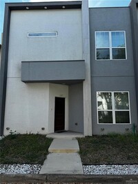 2203 S 6th St in McAllen, TX - Building Photo - Building Photo