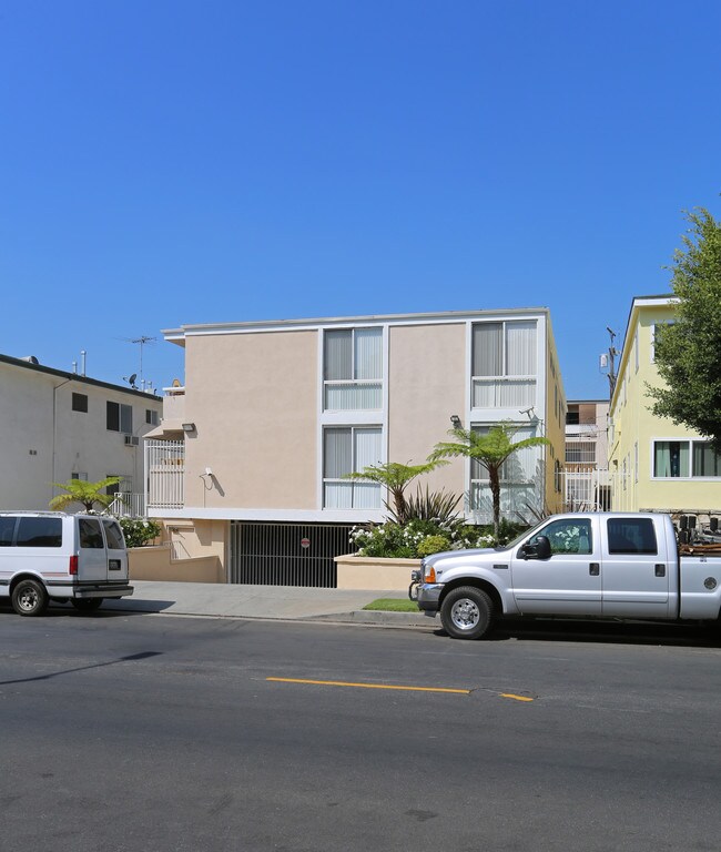 725 S Harvard Blvd in Los Angeles, CA - Building Photo - Building Photo