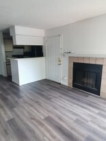 5530 Chrishire Way in Orlando, FL - Building Photo
