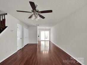 13684 Meade Glen Ct in Charlotte, NC - Building Photo - Building Photo