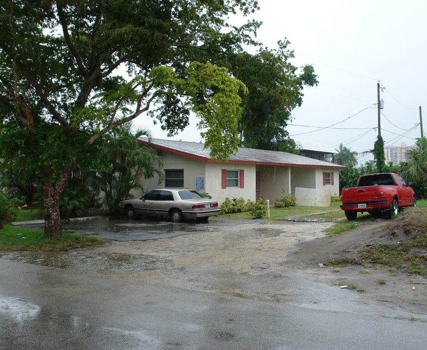 1726-1730 NW 6th Ave in Fort Lauderdale, FL - Building Photo