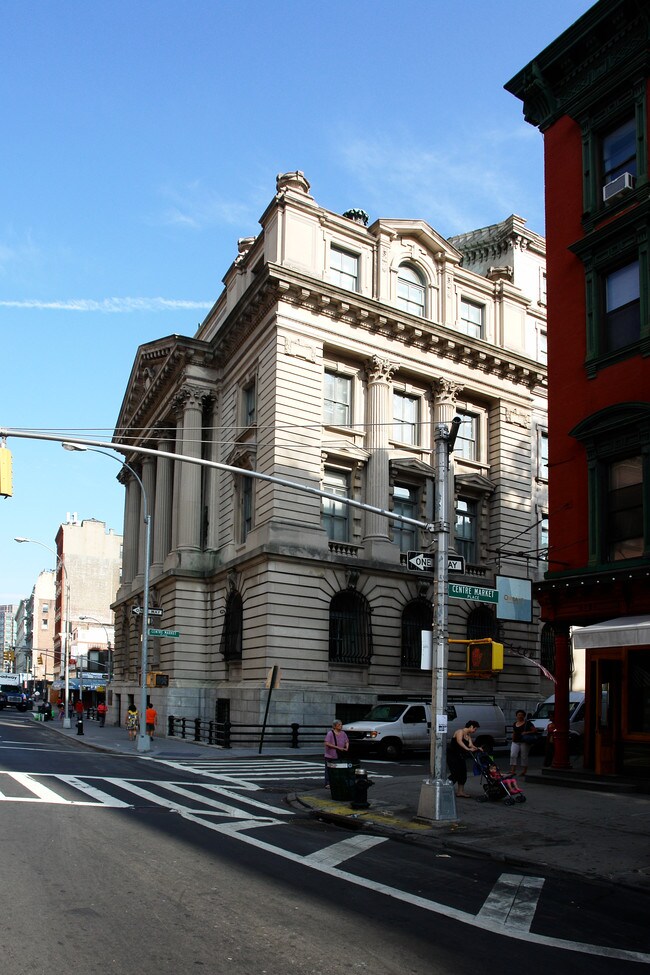 The Police Building in New York, NY - Foto de edificio - Building Photo