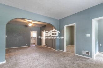 1822 S Northern Blvd in Independence, MO - Building Photo - Building Photo
