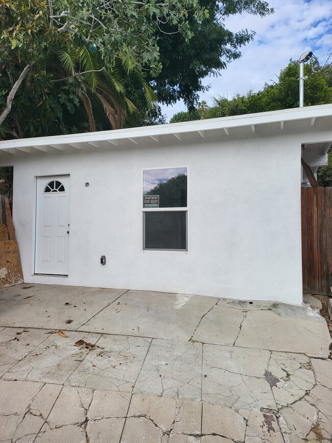 3501 Dahlia Ave in Los Angeles, CA - Foto de edificio - Building Photo