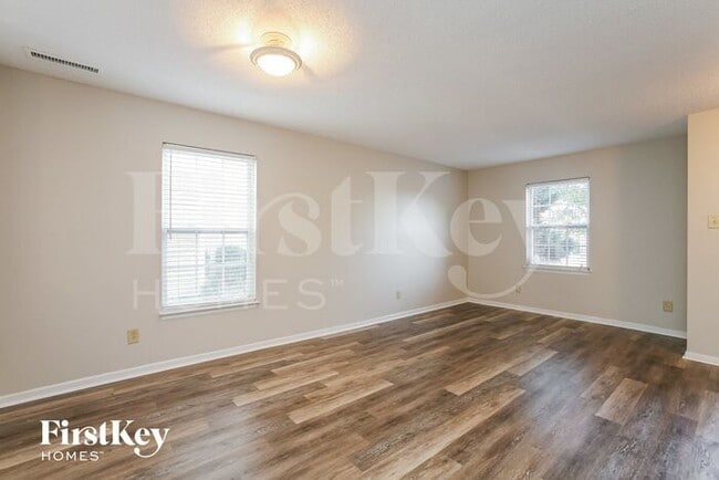 9021 Southernwood Way in Indianapolis, IN - Building Photo - Building Photo