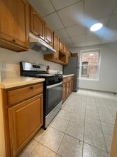 181 W 48th St, Unit 10 in Bayonne, NJ - Building Photo - Building Photo