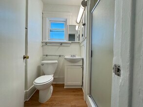 40 Brooks Ave, Unit 7 in Venice, CA - Building Photo - Building Photo